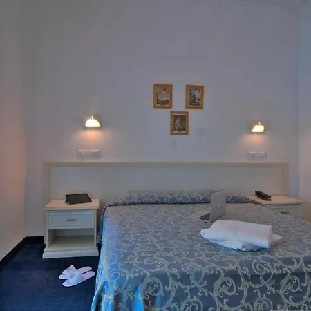 Divina Apartahotel Rímini