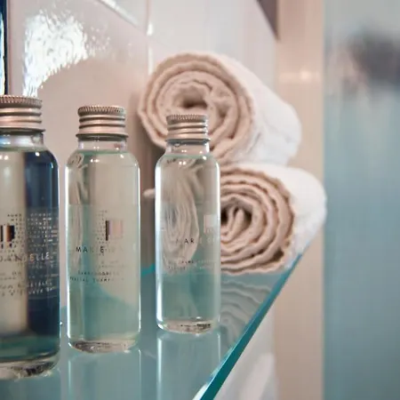 アパートホテル Divina リミニ