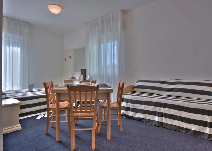Lejlighedshotel Divina 3*